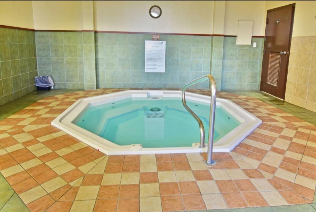 Relaxing Resort, Spacious Pool Near Disney Davenport Luaran gambar